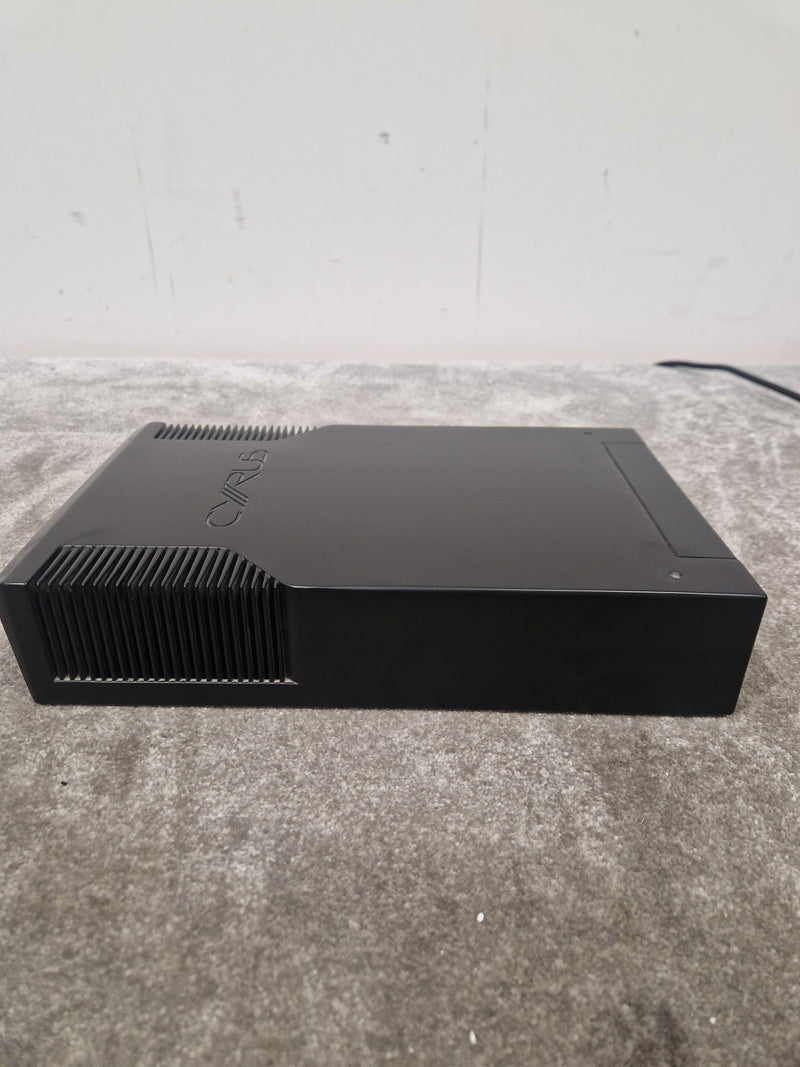 Cyrus Power - High Performance Audio Amplifier - Excellent w/ Power Supply & Manuals - Image 3