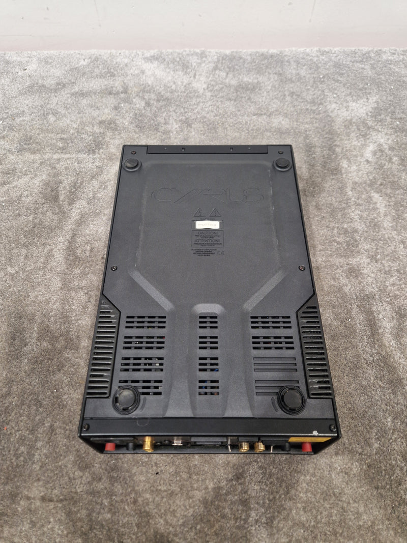 Cyrus Power - High Performance Audio Amplifier - Excellent w/ Power Supply & Manuals - Image 9