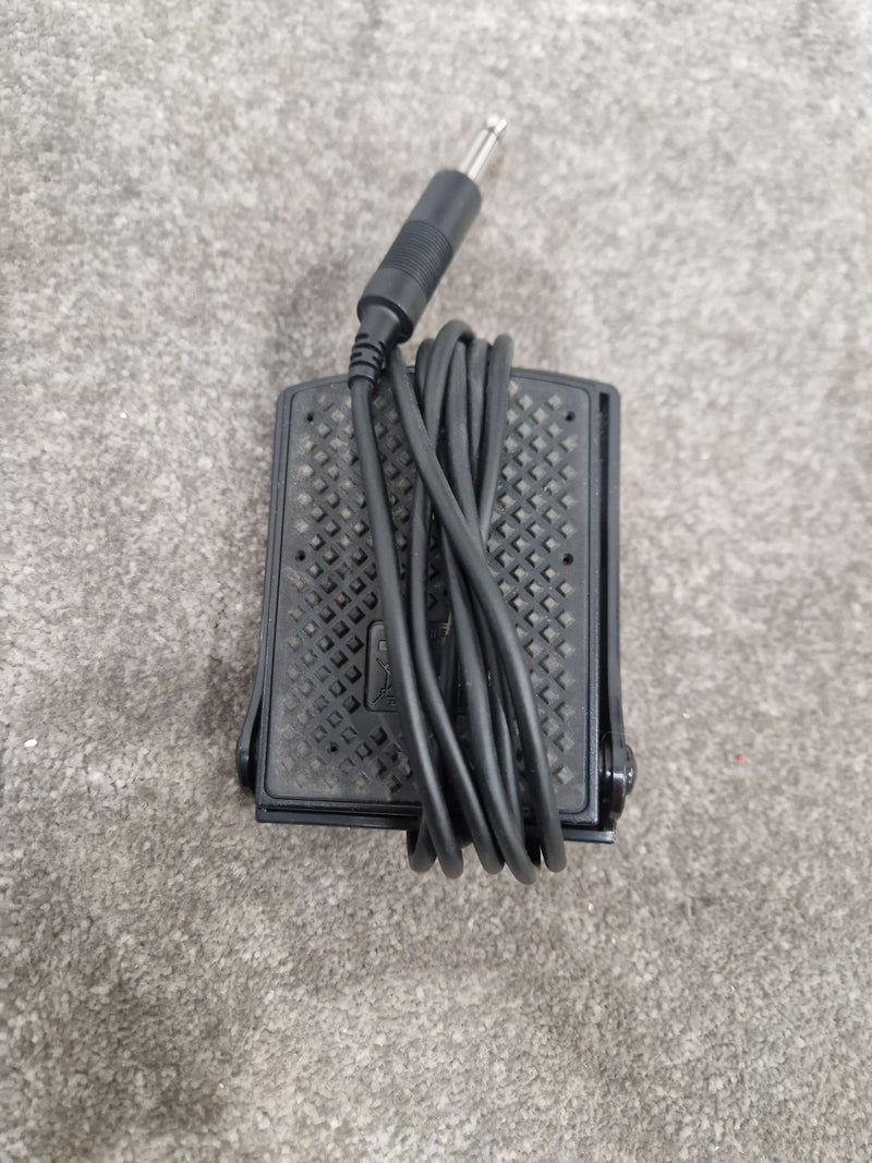 Yamaha Dgx 670 Keyboard - 88-Key Weighted Action, GHS Keyboard - Excellent w/ Original Box & Power Supply & Keyboard stand & seat - Image 7