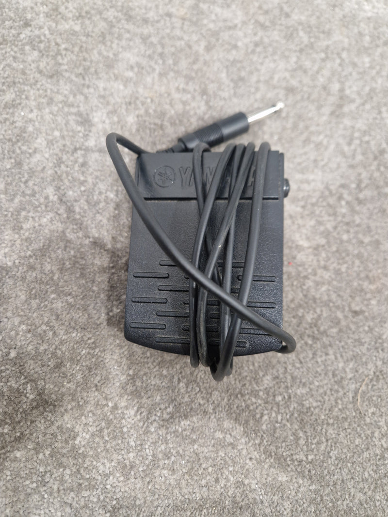 Yamaha Dgx 670 Keyboard - 88-Key Weighted Action, GHS Keyboard - Excellent w/ Original Box & Power Supply & Keyboard stand & seat - Image 8