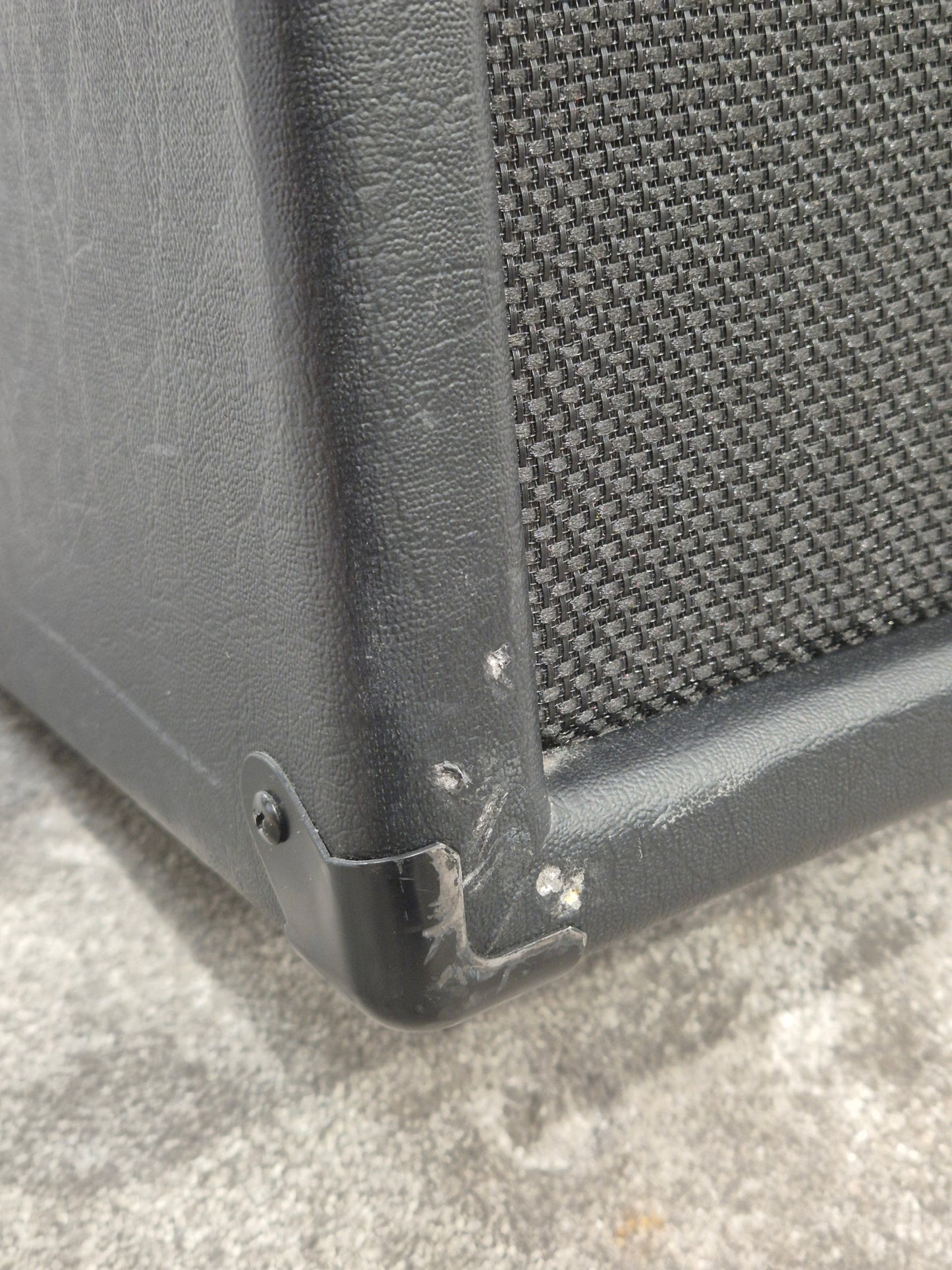 Hughes And Kettner TM112 - 1x12" Speaker Cabinet - Very Good