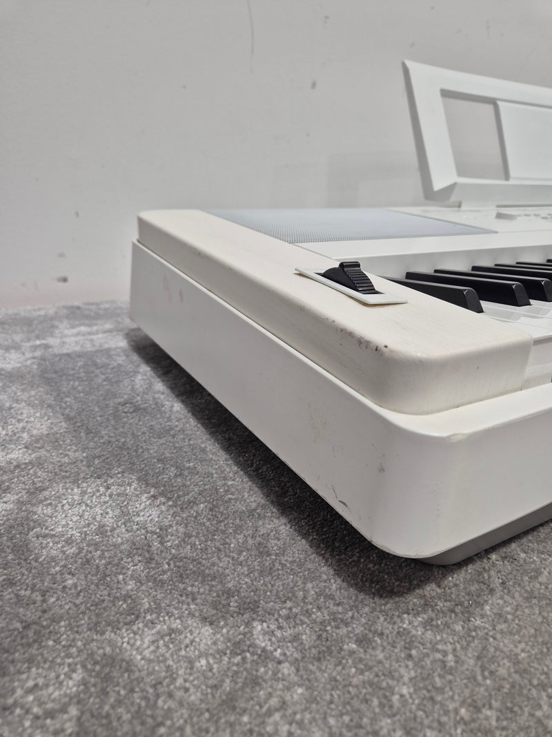 Yamaha DGX660 Keyboard - 88 Weighted Keys - Fair w/ Power Supply - Image 10