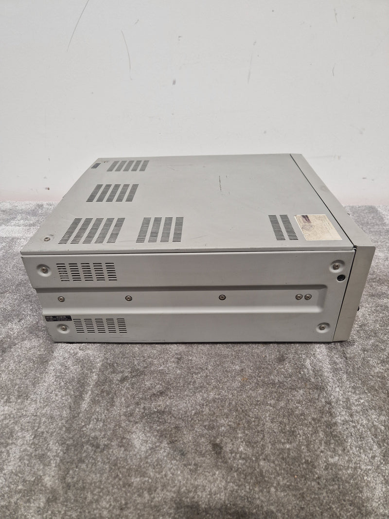 Sony Uvw-1800p U-Matic Videocassette Recorder - Professional Grade, Hi-Fi Audio - Spares or Repair w/ Manuals - Image 2