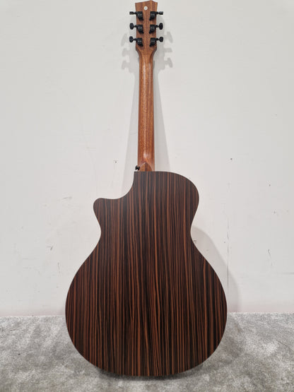 Enya Ega-x1-pro Acoustic Guitar - Carbon Fiber Construction, Fishman Preamp - Excellent w/ Soft Case