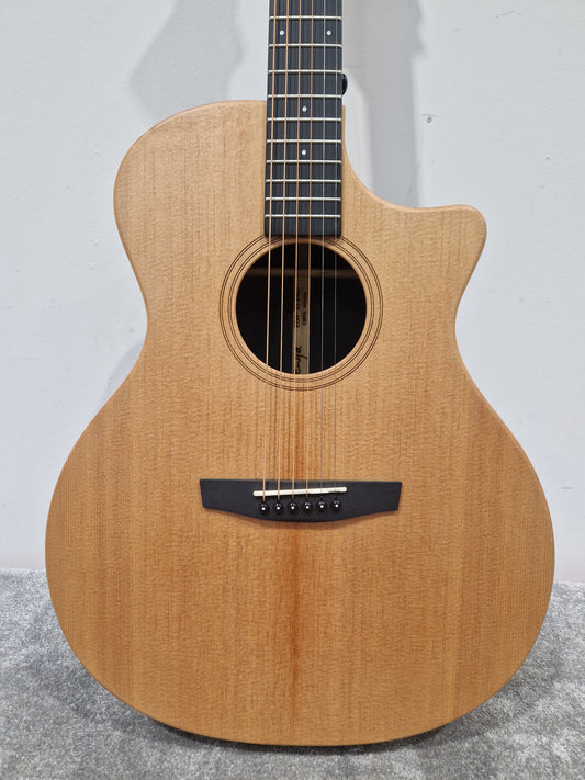 Enya Eg-x1-pro Acoustic Guitar - Spruce Top, Mahogany Back & Sides - Mint w/ Tags, Soft Case & Guitar Accessories