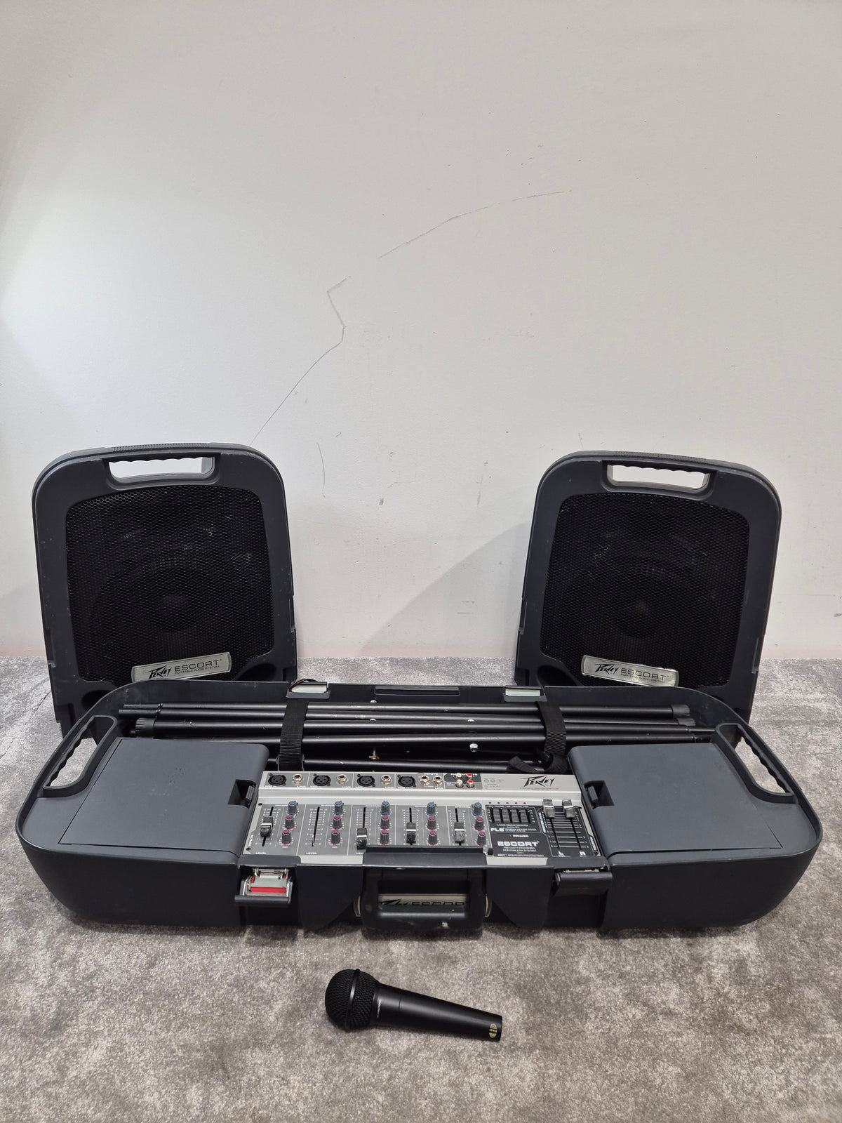 Peavey Escort - 150-watts Portable PA System - Fair w/ Power Supply