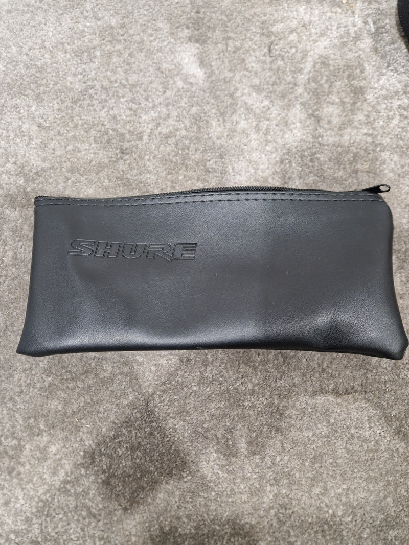Shure SM57 Dynamic Microphone - Cardioid Polar Pattern, Durable Build - Very Good w/ Soft Case & Mic holder mic cover - Image 9