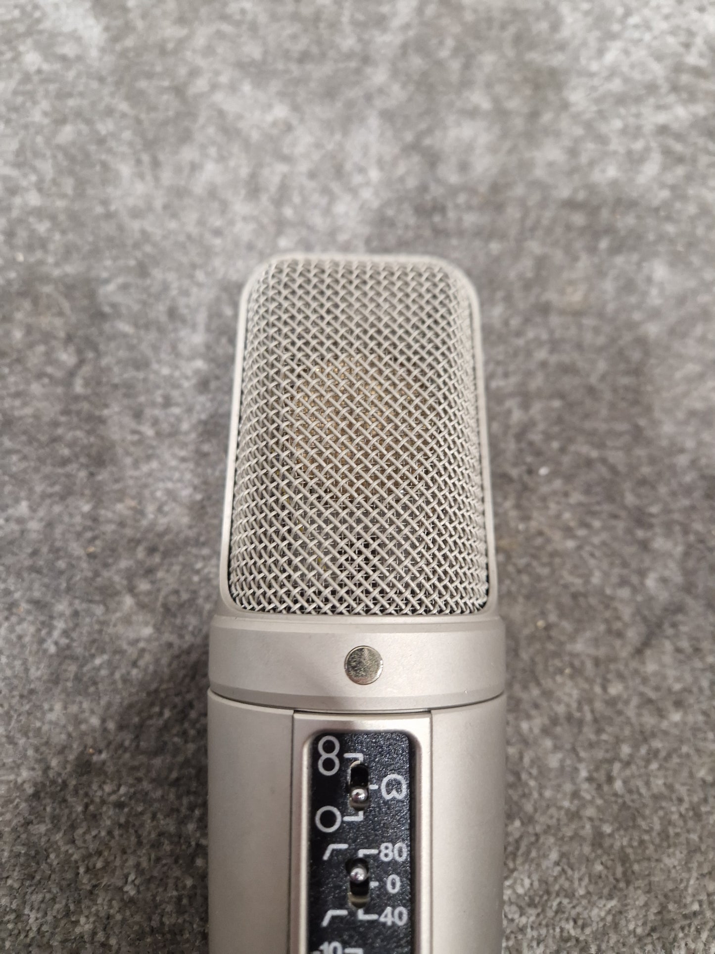 Rode NT2-a Studio Condenser Microphone - Multi-Pattern, Large Diaphragm - Very Good w/ Soft Case & Mic holder