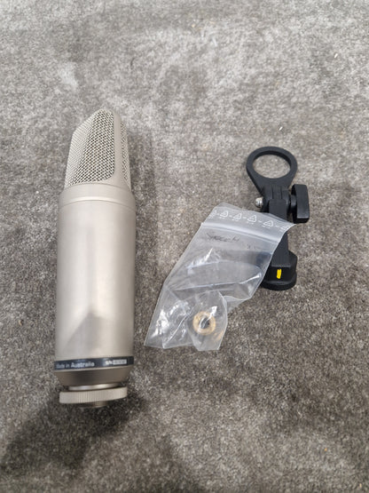 Rode NT2-a Studio Condenser Microphone - Multi-Pattern, Large Diaphragm - Very Good w/ Soft Case & Mic holder