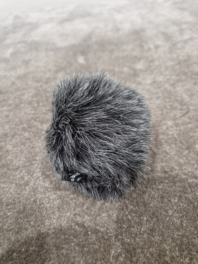 Rode NTG Windsheild Microphone Windscreen - Reduces Wind Noise, Durable - Excellent - Image 3
