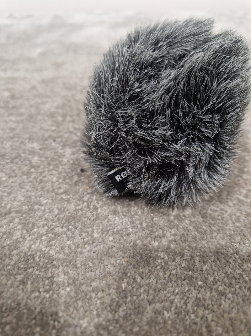 Rode NTG Windsheild Microphone Windscreen - Reduces Wind Noise, Durable - Excellent - Image 6