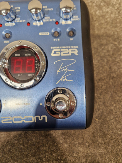 Zoom G2R Richie Kotzen Signature Edition Effects Pedal - Signature Model, Multi-Effects - Excellent w/ Original Box & Power Supply & Manuals