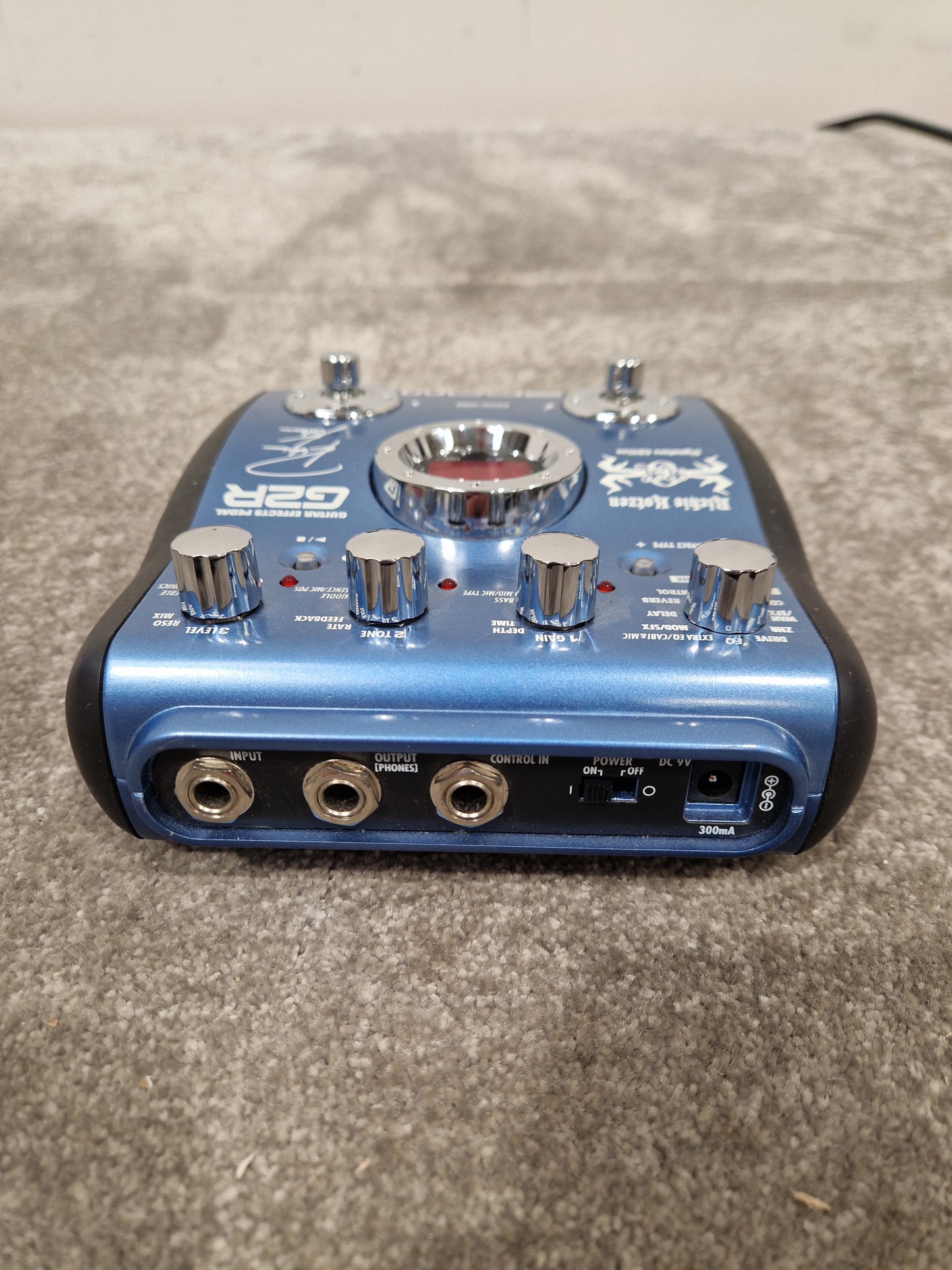 Zoom G2R Richie Kotzen Signature Edition Effects Pedal - Signature Model, Multi-Effects - Excellent w/ Original Box & Power Supply & Manuals