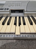 Yamaha Psr450 Keyboard - Portable Arranger, 61 Keys - Spares or Repair - Image 3