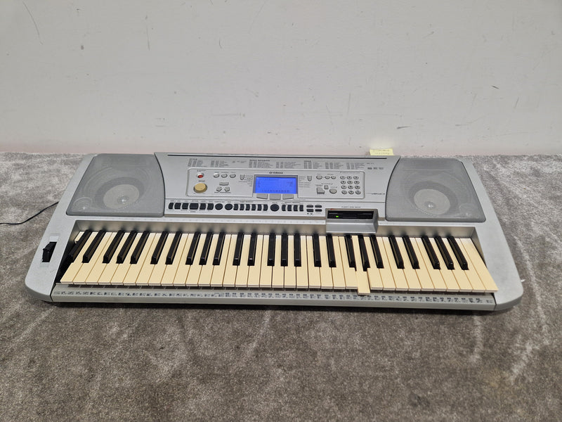 Yamaha Psr450 Keyboard - Portable Arranger, 61 Keys - Spares or Repair - Image 1