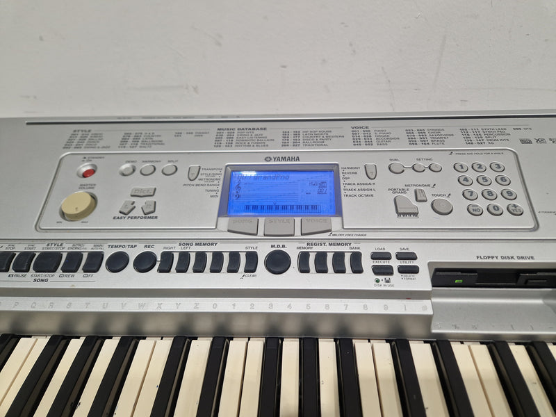 Yamaha Psr450 Keyboard - 61 Keys, Touch Sensitive - Spares or Repair - Image 3