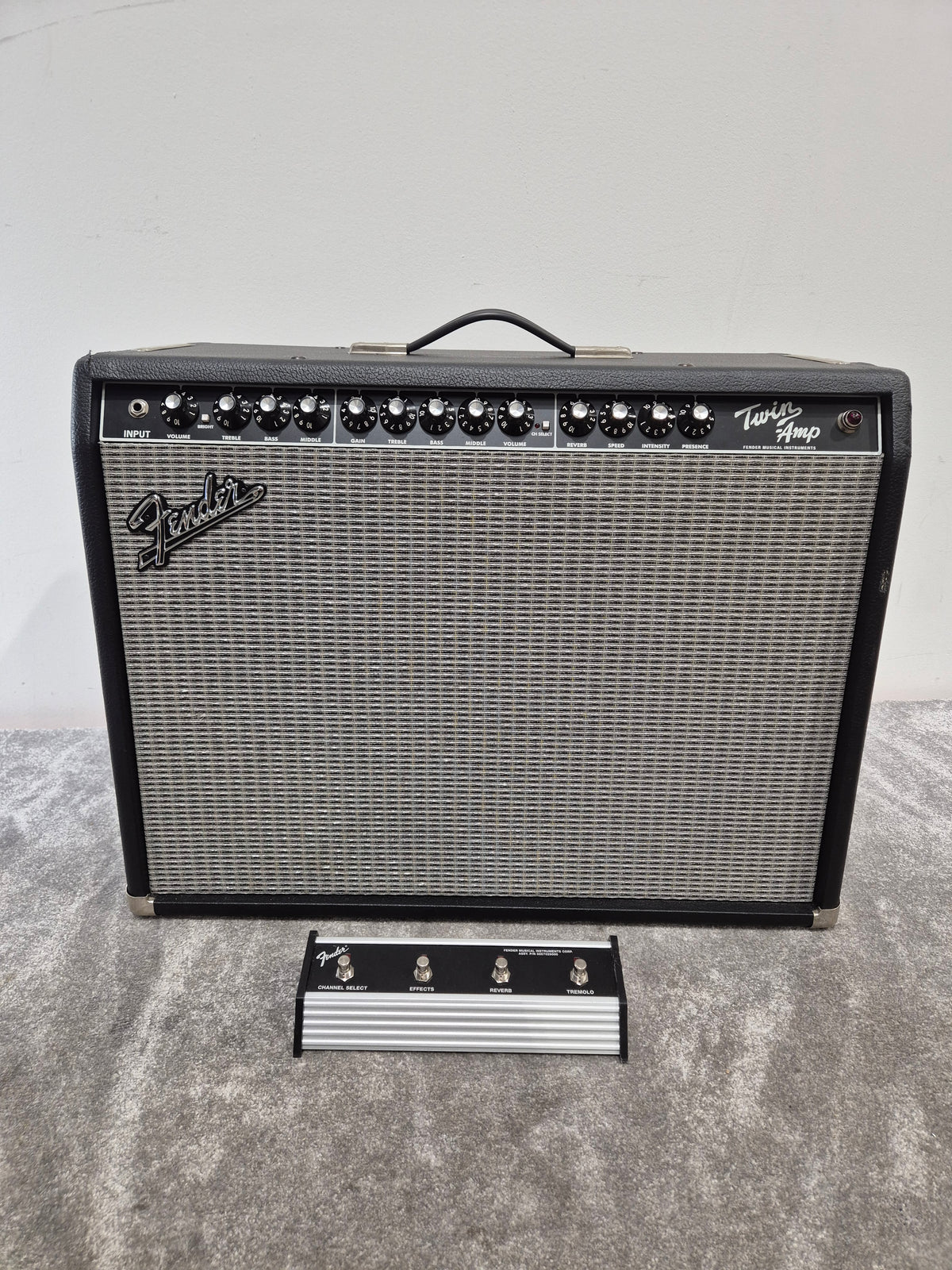 Fender Twin Amp Amplifier - 100 Watts, Reverb - Excellent w/ Flight Case and Footswitch