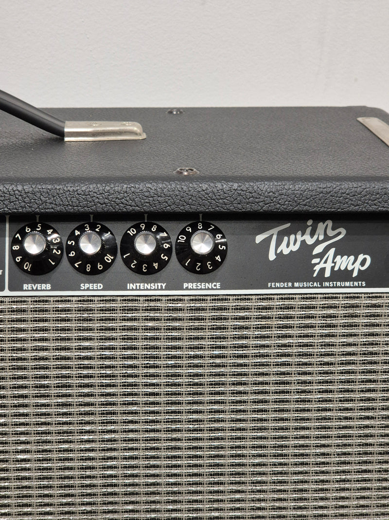 Fender Twin Amp Amplifier - 100 Watts, Reverb - Excellent w/ Flight Case and Footswitch - Image 4