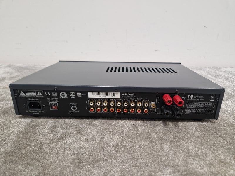 Arcam FMJ A19 Integrated Amplifier - 200W per Channel, Class G Technology - Excellent w/ Original Box & Power Supply & remote control - Image 5