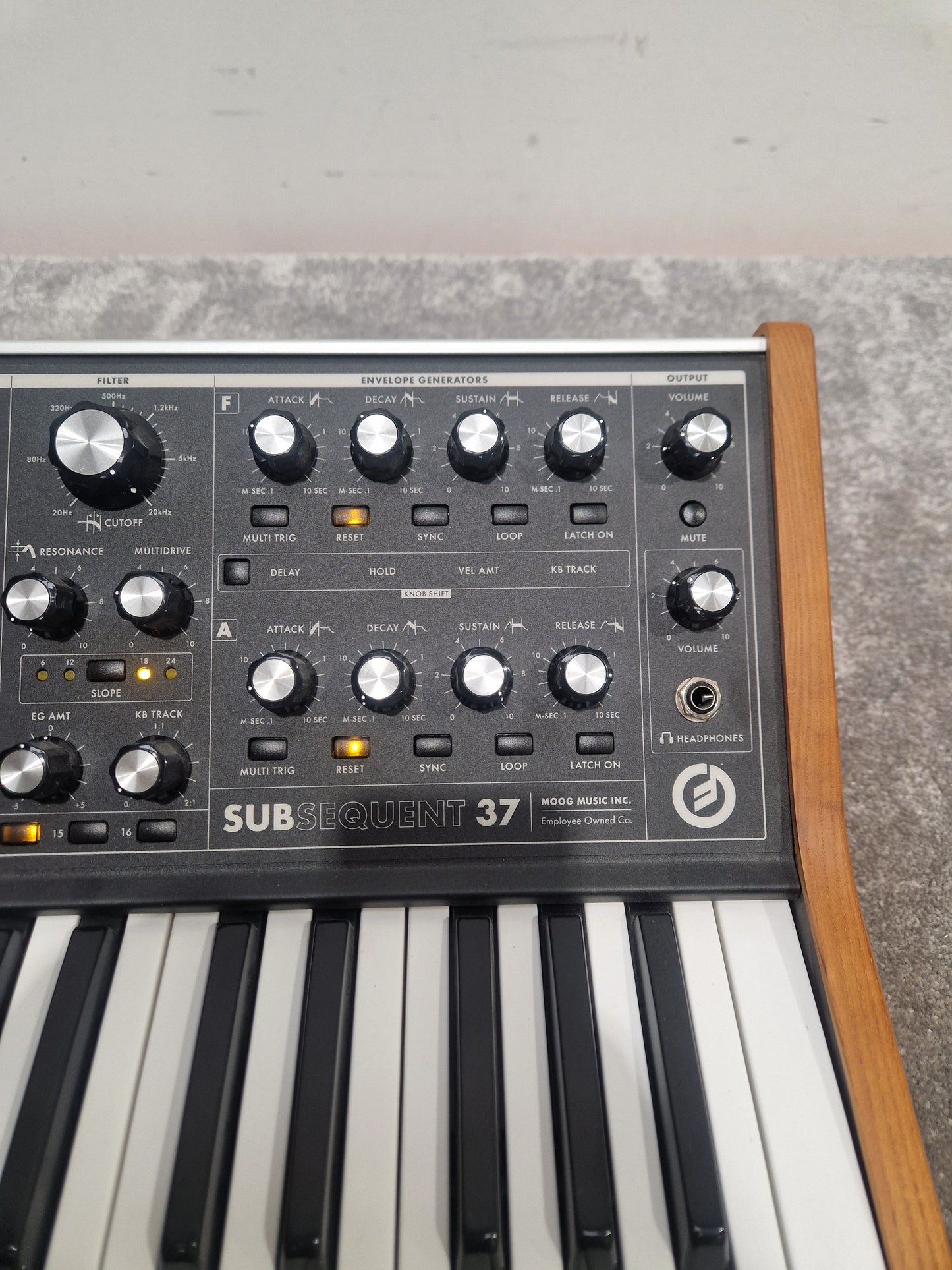 Moog Subsequent 37 Keyboard - Paraphonic Synthesizer, 37-Key - Excellent w/ Original Box & Power Supply & Manuals