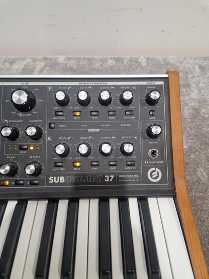 Moog Subsequent 37 Keyboard - Paraphonic Synthesizer, 37-Key - Excellent w/ Original Box & Power Supply & Manuals