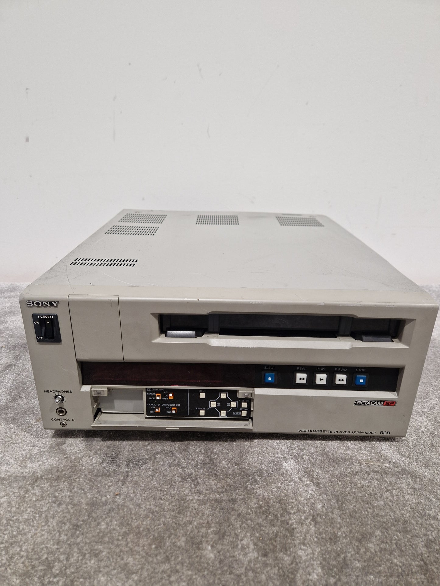 Sony Betacam SP Video Cassette Player - UVW-1200p RGB - Professional Video Deck, RGB Output - Good