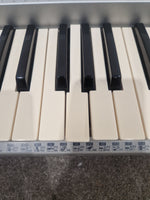 Yamaha Psr450 Keyboard - 61 Keys, Portable - Spares or Repair - Image 4