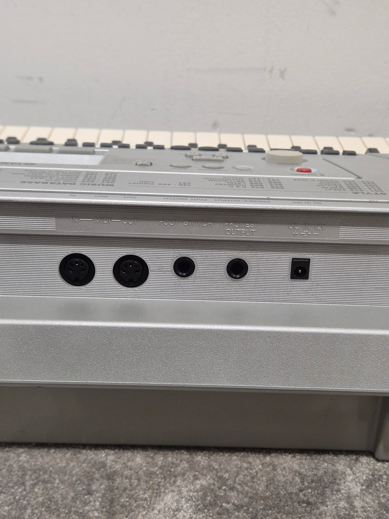 Yamaha Psr450 Keyboard - 61 Keys, Built-in Speakers - Fair - Image 8
