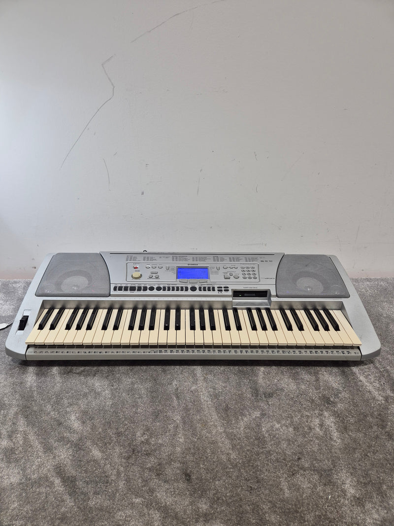 Yamaha PSR450 Keyboard - 61 Keys, Portable - Fair - Image 5