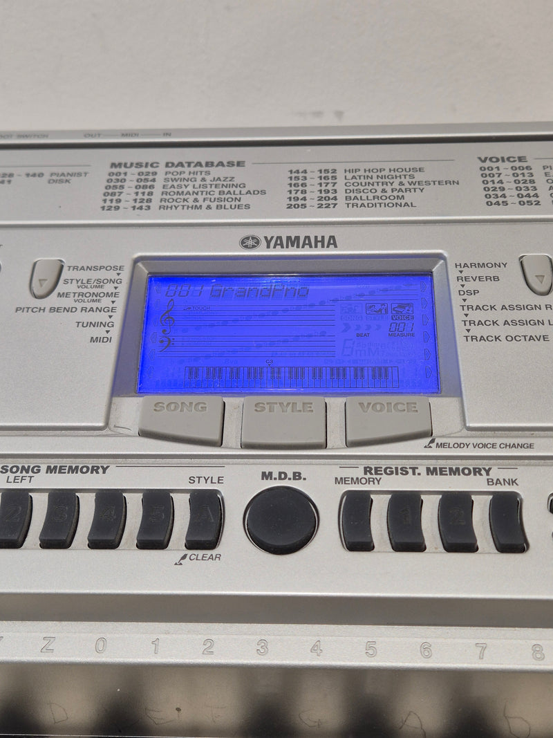 Yamaha PSR450 Keyboard - 61 Keys, Portable - Fair - Image 7
