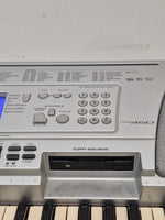 Yamaha PSR450 Keyboard - 61 Keys, Portable - Fair - Image 8