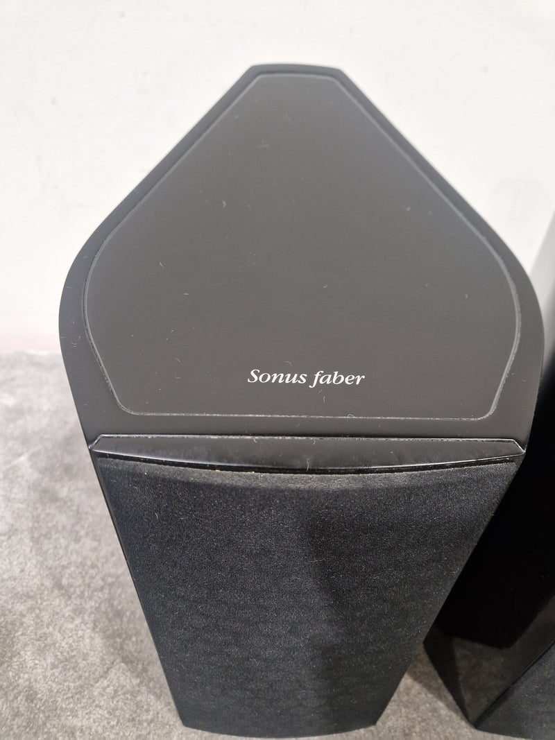 Sonus Faber Vanere 1.5 Pair Floorstanding Speakers - 2-Way Design, Curved Cabinets - Spares or Repair w/ Manuals & Stands - Image 3