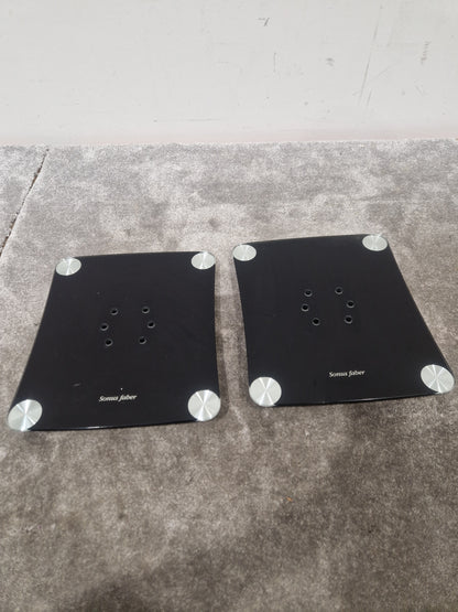 Sonus Faber Vanere 1.5 Pair Floorstanding Speakers - 2-Way Design, Curved Cabinets - Spares or Repair w/ Manuals & Stands