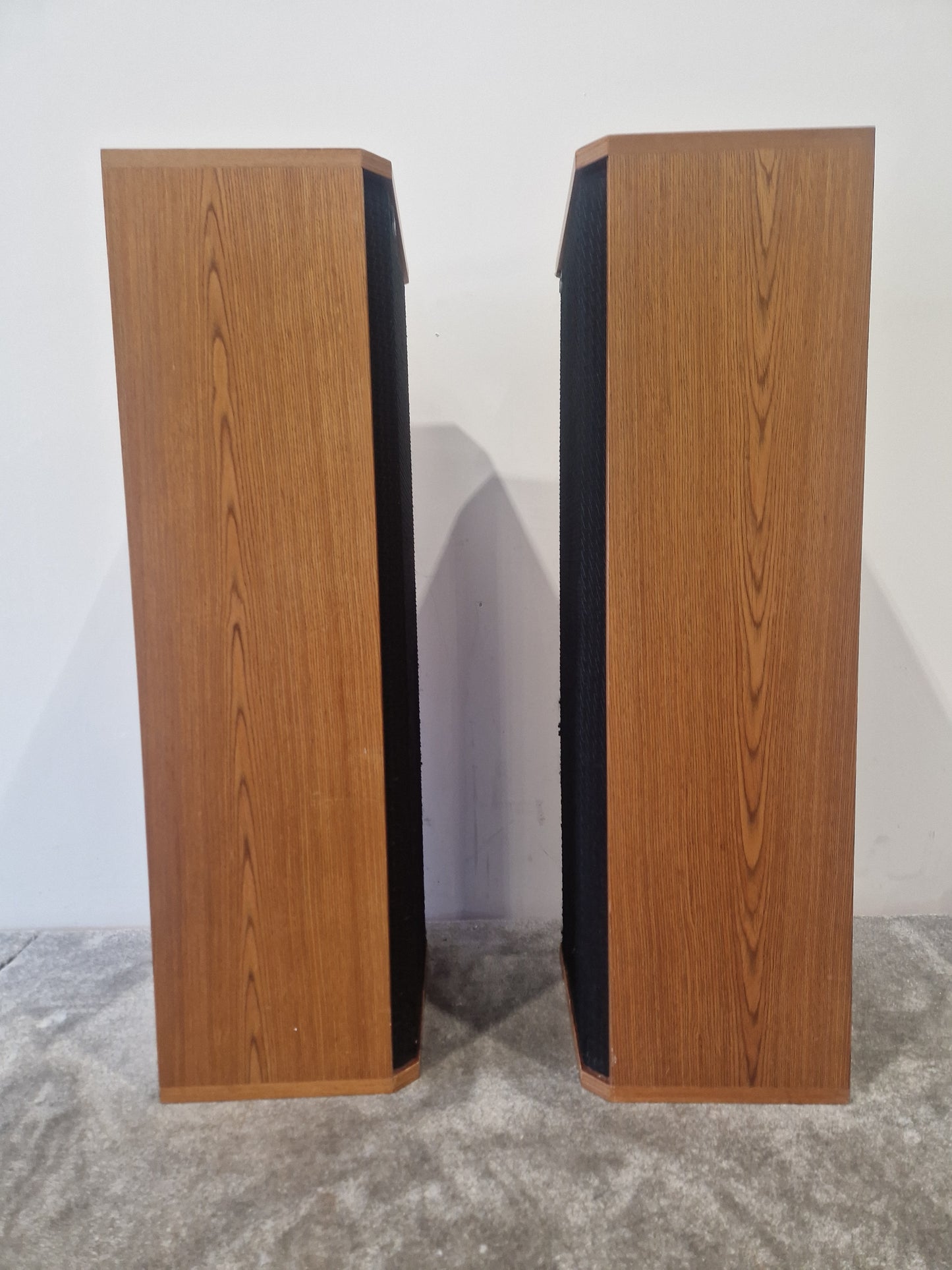 Celestion 66 Studio Monitor Speaker Pair - Nearfield Reference Monitors - Excellent w/ Connector cables