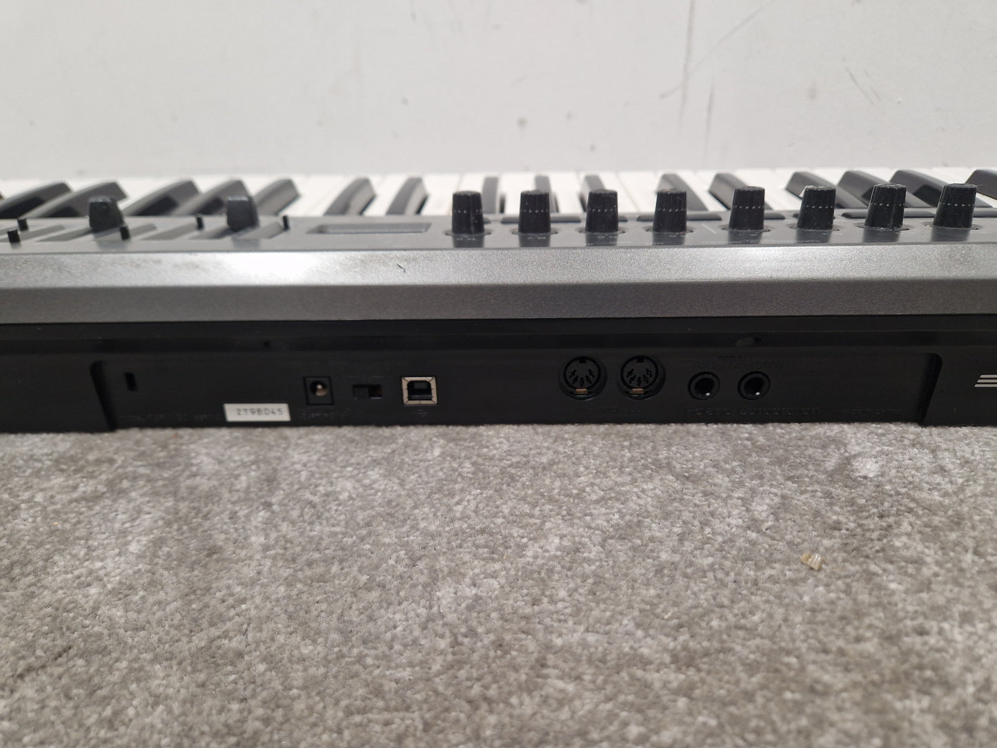 Ediriol Pcr-m50 MIDI Keyboard Controller - 49 Keys, USB Connectivity - Spares or Repair