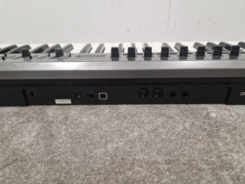 Edirol Pcr-m50 MIDI Keyboard Controller - 49 Keys, USB Connectivity - Spares or Repair - Image 3