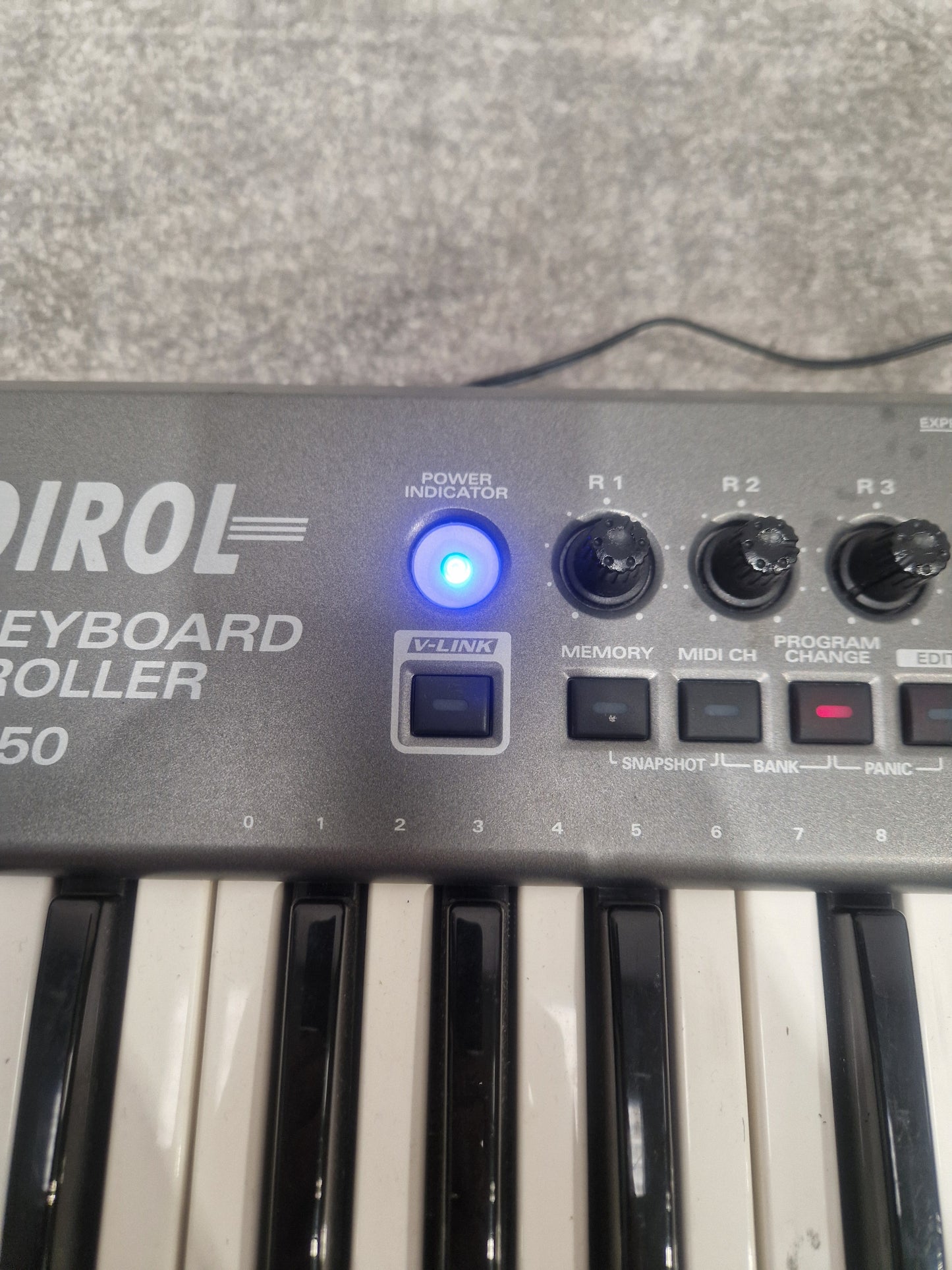 Ediriol Pcr-m50 MIDI Keyboard Controller - 49 Keys, USB Connectivity - Spares or Repair