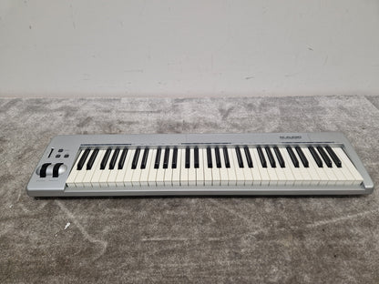 M-audio Keystaion 61 ES Keyboard - 61 Keys, Velocity Sensitive - Spares or Repair