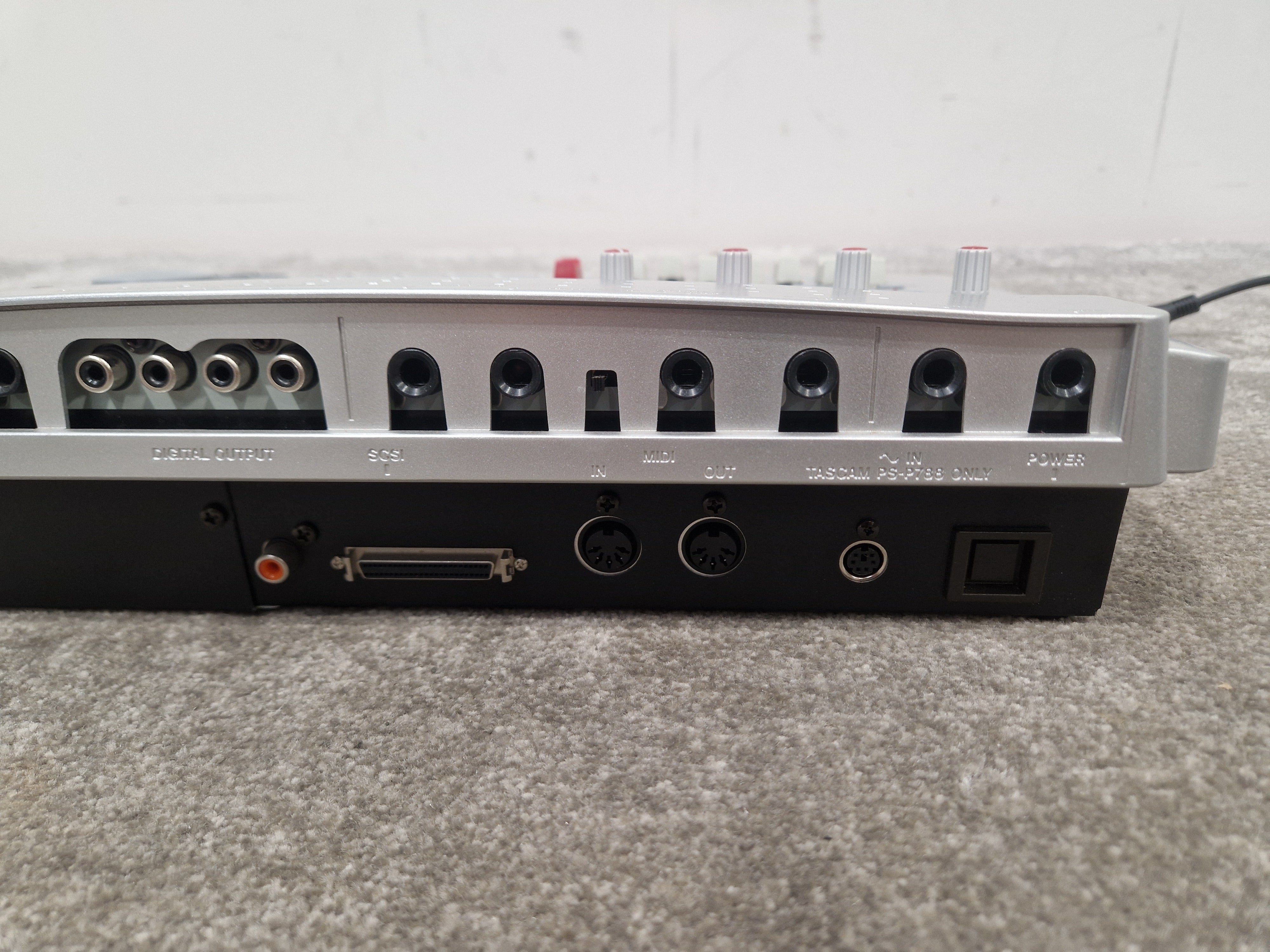 Tascam Portastation 788 Multitrack Recorder - 8 Tracks, DBX Noise