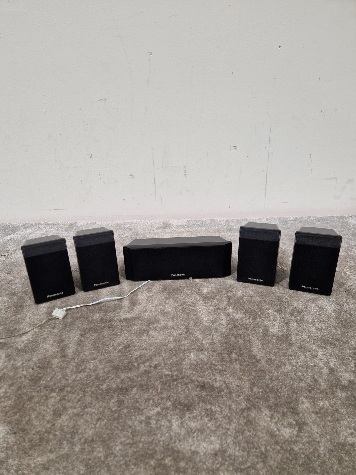 Panasonic Sb-hc450 Speaker Set - For Home Theater System, 5.1 Channel - Excellent