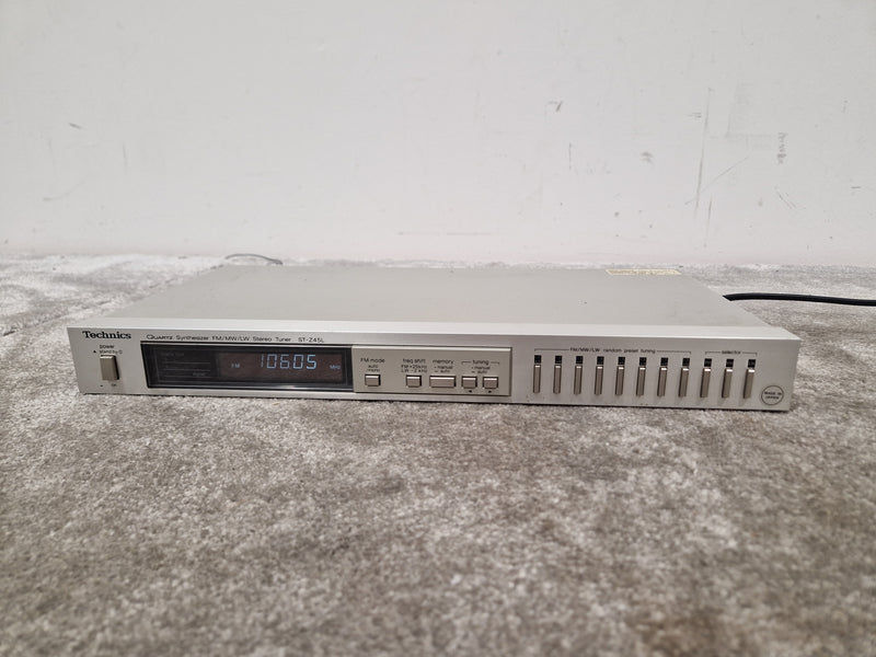 Technics St-z45l Tuner - Stereo FM/AM Tuner - Very Good w/ Manuals - Image 1