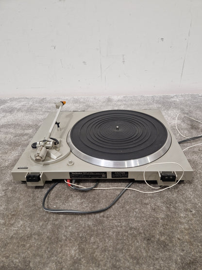 Technics Sl-d21 Turntable - Direct Drive, Quartz-Locked - Very Good w/ Manuals