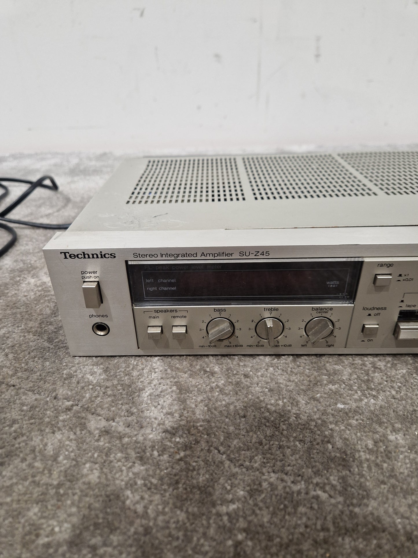 Technics SU-Z45 - Integrated Vintage Stereo Amplifier - Good w/ Power Supply