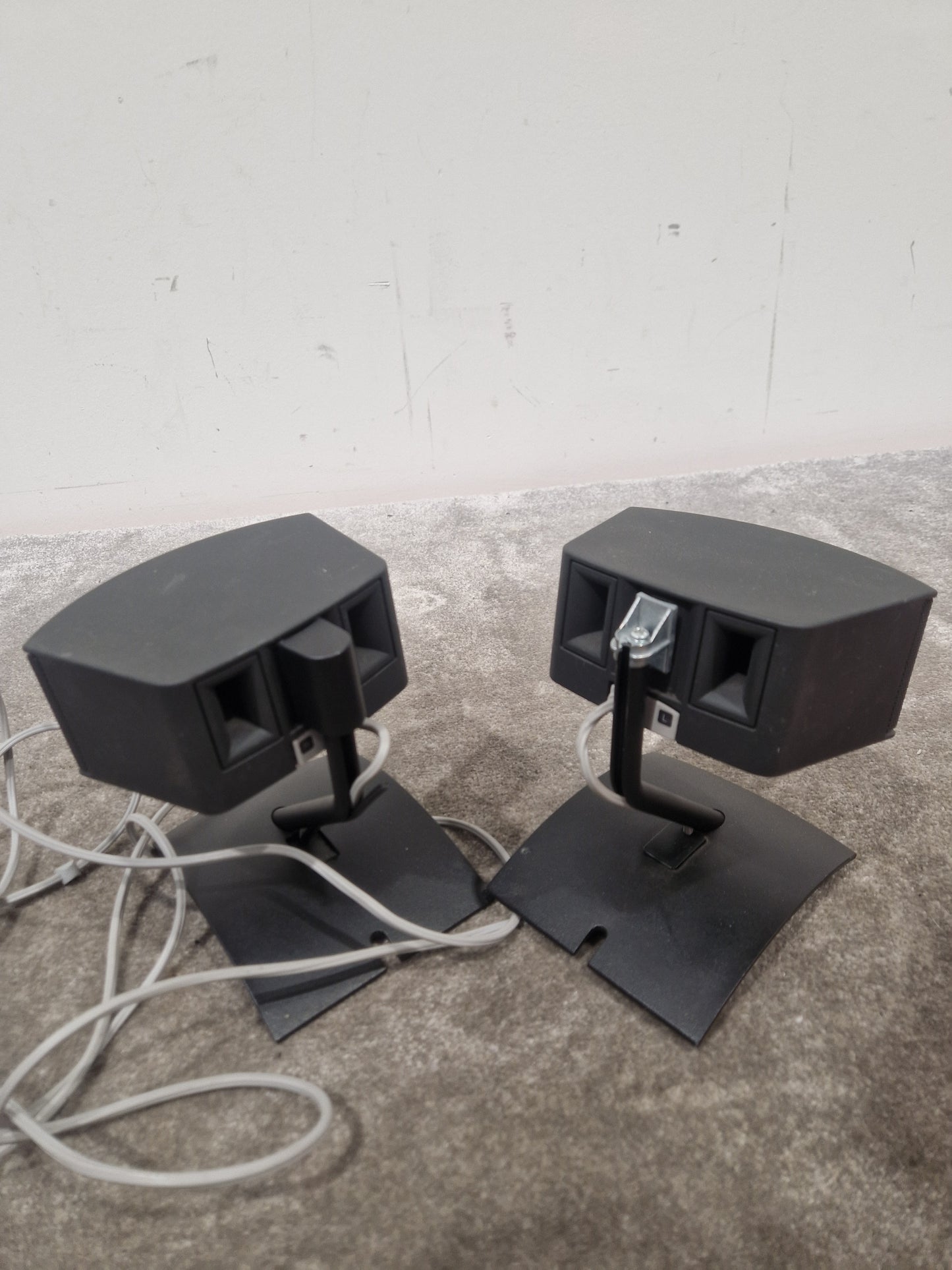 Bose Gem Speakers Pair - Compact Design, High-Quality Sound - Very Good w/ Stands