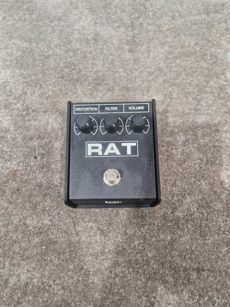 Proco Rat Distortion Pedal Effects Pedal - Classic Distortion Tone, Durable Build - Excellent w/ Guitar cables - Image 6