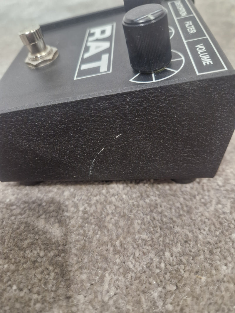 Proco Rat Distortion Pedal Effects Pedal - Classic Distortion Tone, Durable Build - Excellent w/ Guitar cables - Image 8
