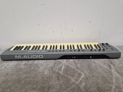M-Audio ProKeys Sono 61 Keyboard – 61 Keys, USB/MIDI – Good