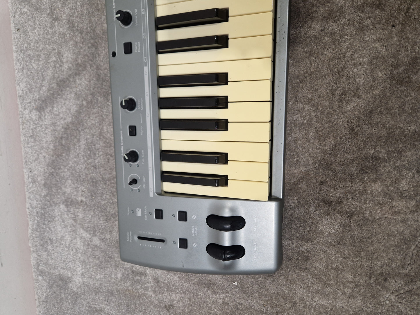 M-audio Prokeys Sono 61 Keyboard - 61 Keys, USB Connectivity - Spares or Repair