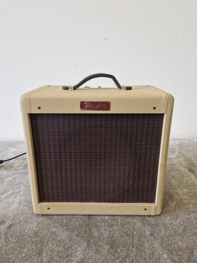 Fender Pro Junior Blonde Amplifier - 15 Watts, Single 10