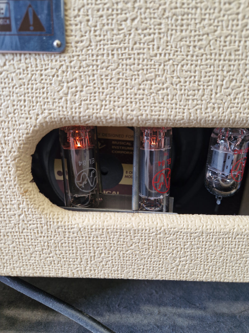 Fender Pro Junior Blonde Amplifier - 15 Watts, Single 10
